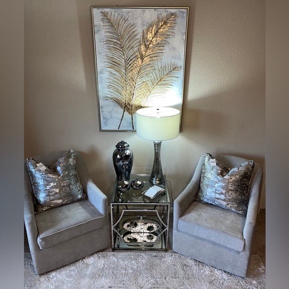 1-NWT CALLISTO HOME DECORATIVE PILLOW ( Please read description for details) - Picture 9 of 13